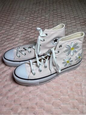 Converse High Top Sneakers in Light Pink with Embroidered Daisy Decals